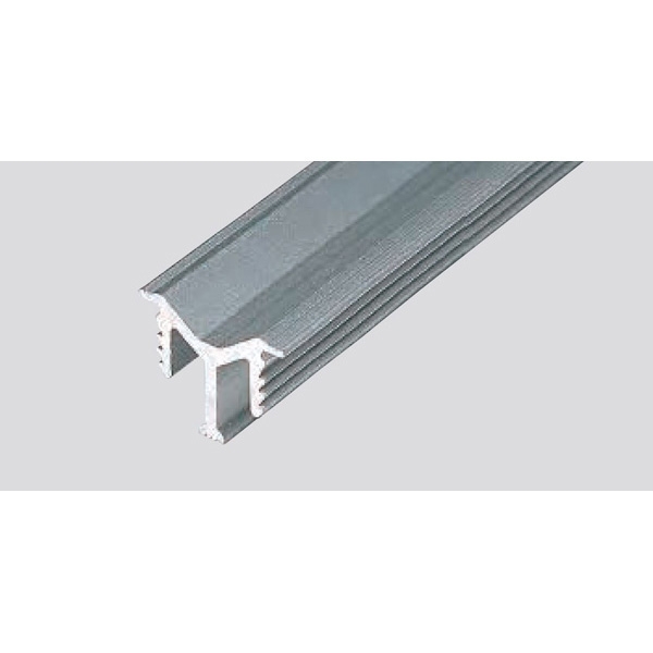 建具用レール　V型レール　ツバ付タイプ　3点支持タイプ <BR>会社名が無いときや会社事務所届け以外は送り先近くの運送会社の営業止め届けになります。マンション・アパート・一般住宅が会社事務所になっている場合も営業止め届けになります。