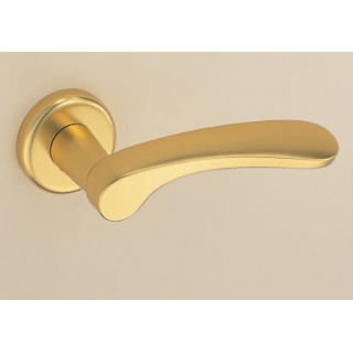 エッセン(アルミ)